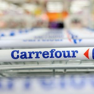 Partenaire majeur des Jeux, Carrefour fournira 600 tonnes de produits frais pour nourrir les athlètes.