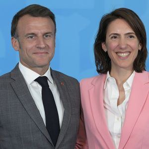 Emmanuel Macron et Valérie Hayer, qui mène la liste de la majorité présidentielle aux européennes, le 17 avril.
