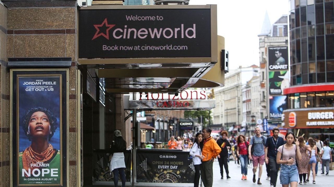 Le redressement judiciaire de Cineworld est symptomatique de la crise que traversent les salles de cinéma en Grande-Bretagne.