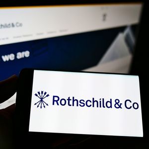 La banque d'affaires Rothschild a vu ses revenus baisser de 14,5 % à 2,53 milliards d'euros en 2023.