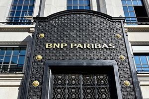 BNP Paribas a indiqué jeudi s'attendre à une hausse supérieure à 2 % de ses revenus en 2024.