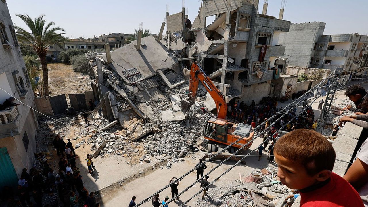 Un immeuble de Rafah détruit par une frappe israélienne le 2 avril dernier.