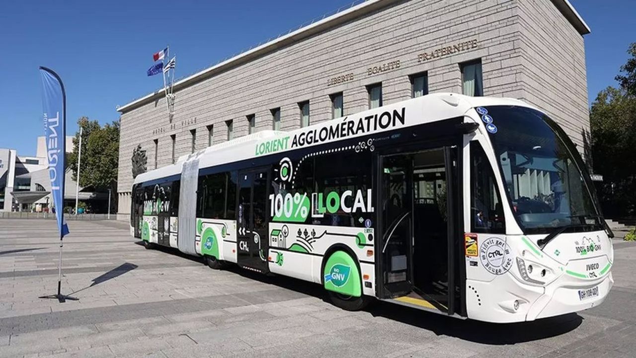 Des fonds européens ont permis à Lorient Métropole d'acheter des bus Bio-GNV et H2 pour le réseau de transport public Izilo.