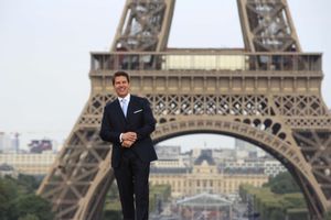 Tom Cruise, 'Mission Impossible' et Paris, une longue histoire d'amour. En 2018, l'acteur à l'avant-première du film en présence de la Tour Eiffel.