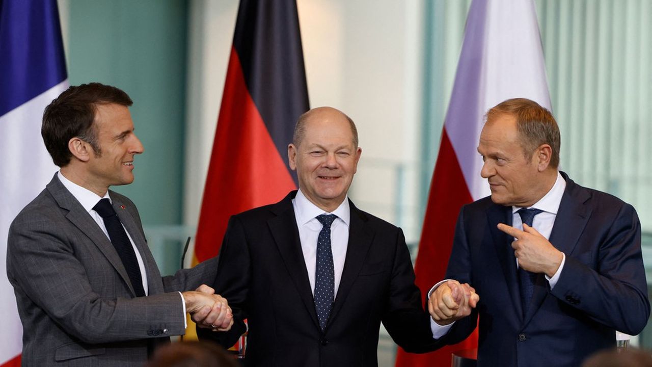 Emmanuel Macron et son homologue allemand, le chancelier Olaf Scholz, et polonais, le Premier ministre Donald Tusk.