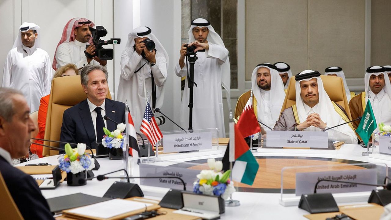 Réunion diplomatique de haut niveau à Riyad avec le Secrétaire d'Etat américain, Antony Blinken, et des représentants de l'Egypte, du Qatar, de l'Arabie saoudite ainsi que de l'Autorité palestinienne le 29 avril 2024.