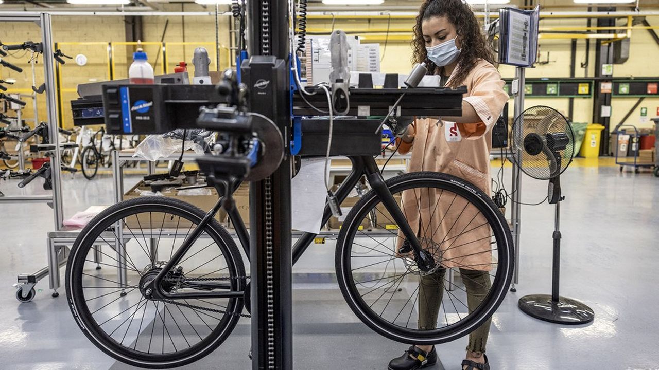 Le fabricant de vélos électriques fondé par Marc Simoncini a un nouveau patron, de nouveaux actionnaires, de nouveaux fonds, de nouveaux modèles, une nouvelle stratégie et… de nouvelles ambitions.