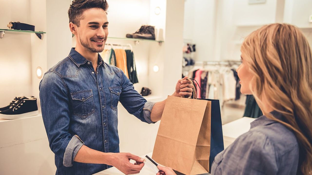 Pour la fédération du commerce spécialisé, les magasins comme leurs collaborateurs doivent redonner envie d'acheter aux consommateurs.