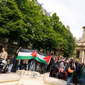 Manifestation propalestinienne devant La Sorbonne fin avril.