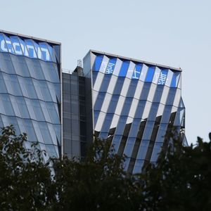 Foxconn dit s'attendre à une hausse de ses ventes au deuxième trimestre à mesure que le marché des smartphones rebondit.