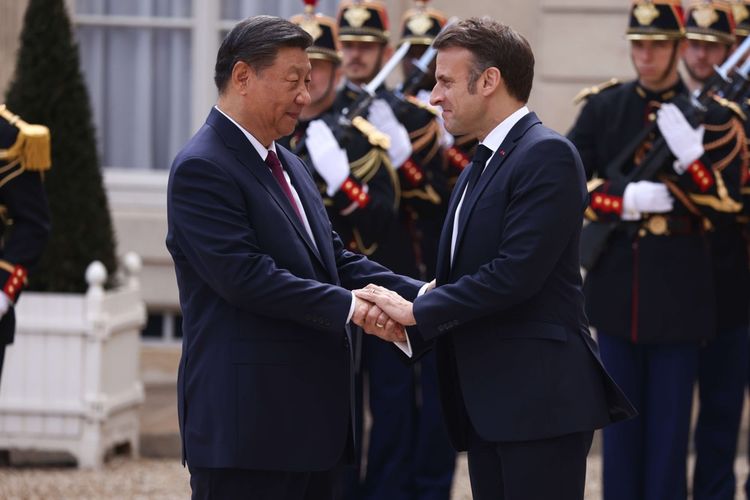 Emmanuel Macron a reçu à l'Elysée le président chinois Xi Jinping.