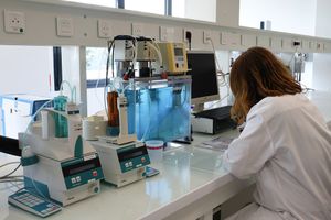 Il y a trois ans, HTL Biotechnology s'est doté d'un site ultramoderne à Javené, près de Fougères, en Ille-et-Vilaine.