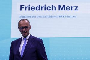 Lors d'un congrès à Berlin, Friedrich Merz a été réélu à la tête de la CDU avec 89,8 % des voix.