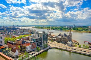 A Anvers, des solutions partagées entre le port et les commerces de centre-ville permettent l'acheminement de marchandises.