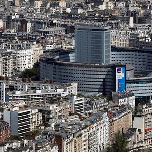 La publicité commerciale sur les antennes de Radio France est jusqu'ici plafonnée dans le contrat d'objectifs et de moyens. 