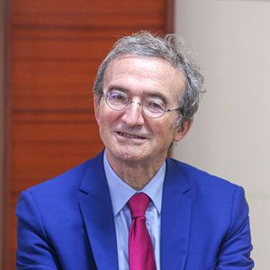 Maire (LR) de Crest et ancien député de la Drôme, Hervé Mariton préside la Fédération des entreprises des Outre-mer.