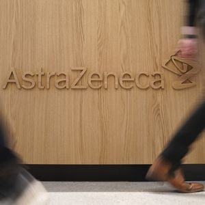 Jusqu'à présent, le laboratoire suédo-britannique AstraZeneca prévoyait une quinzaine de lancements d'ici 2030, il monte la barre avec 20 médicanents et vaccins innovants prévus à cet horizon.
