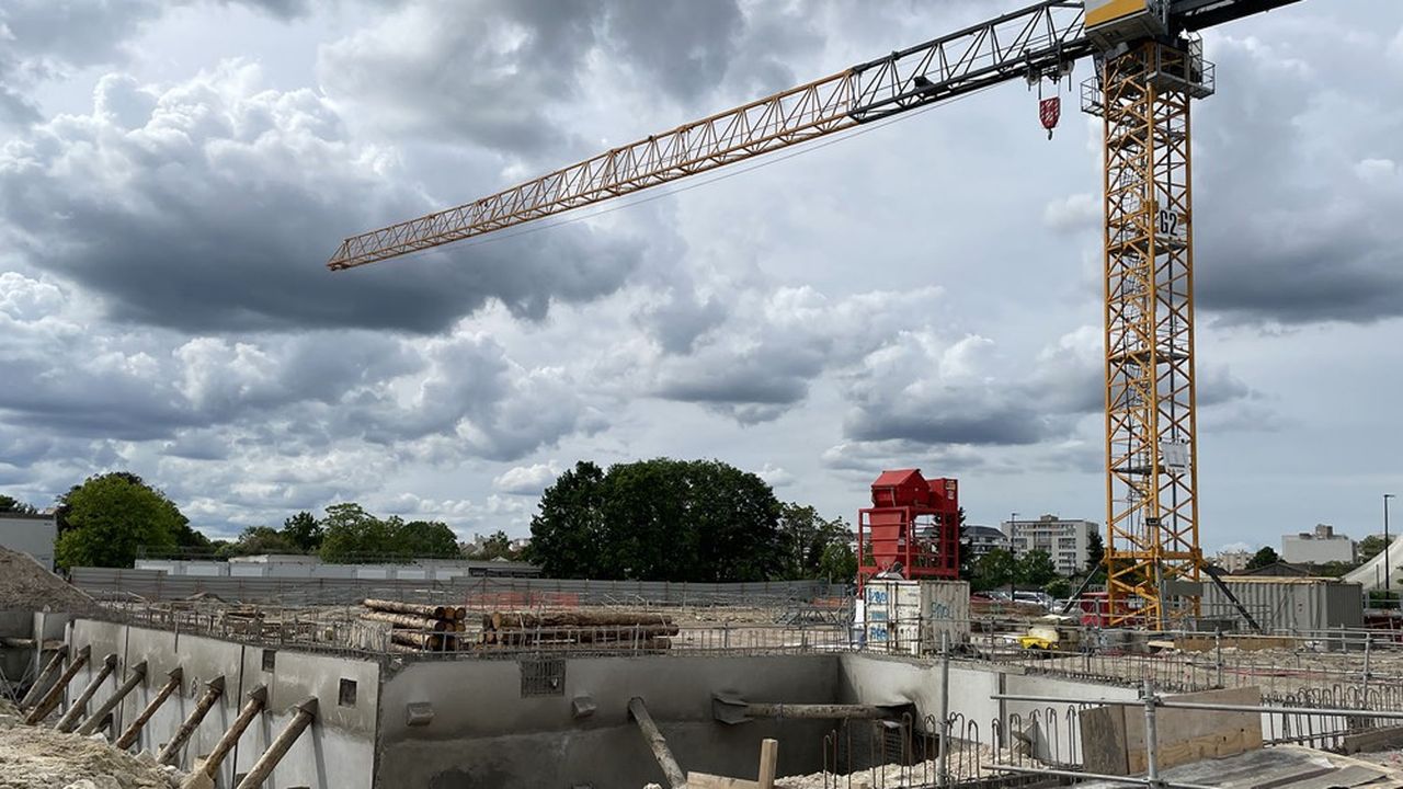 La Cité scolaire de Sartrouville regroupera une école maternelle de neuf classes, une école primaire de 11 classes et un collège de 600 places.