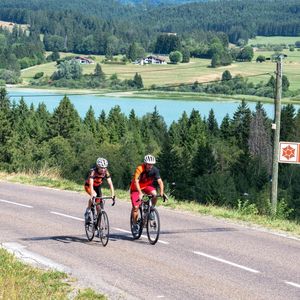 Dans le Doubs, de nombreux projets touristiques concernent le vélo, avec le balisage et la création de parcours VTT ou Gravel.