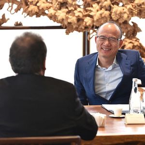 Henri Giscard d'Estaing, le président du Club Med, et Guo Guangchang, le patron de Fosun, en 2019.