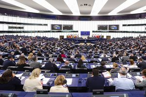 Le 9 juin 2024, 15 eurodéputés supplémentaires, dont deux Français, viendront grossir les rangs de l'hémicycle européen.