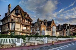 A Deauville, le prix moyen d'une maison a franchi en mai le seuil de 9.000 euros du mètre carré, selon les statistiques de SeLoger-Meilleurs Agents.
