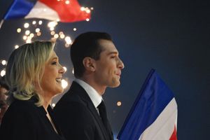 Marine Le Pen et Jordan Bardella le 3 mars 2024 à Marseille.