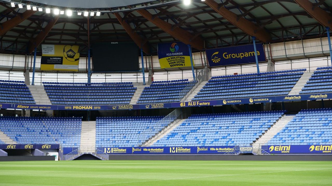 Le nouvel éclairage du stade Bonal à Montbéliard (Doubs) sera inauguré en août avec la reprise du championnat de National pour l'équipe du FC Sochaux-Montbéliard.