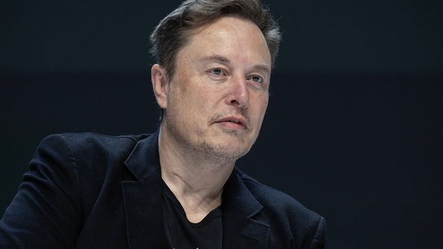 Tesla : Elon Musk repousse la présentation de son robotaxi, Wall Street s'affole