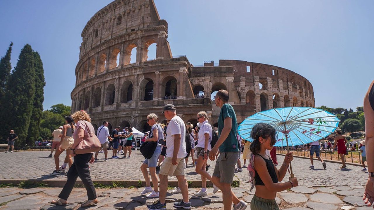 De Rome à Capri, les riches touristes américains prennent d'assaut l'Italie