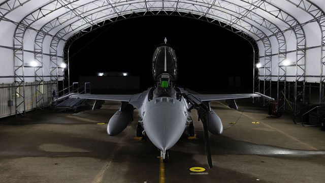 La carrière sans fin du chasseur F-16 de Lockheed Martin