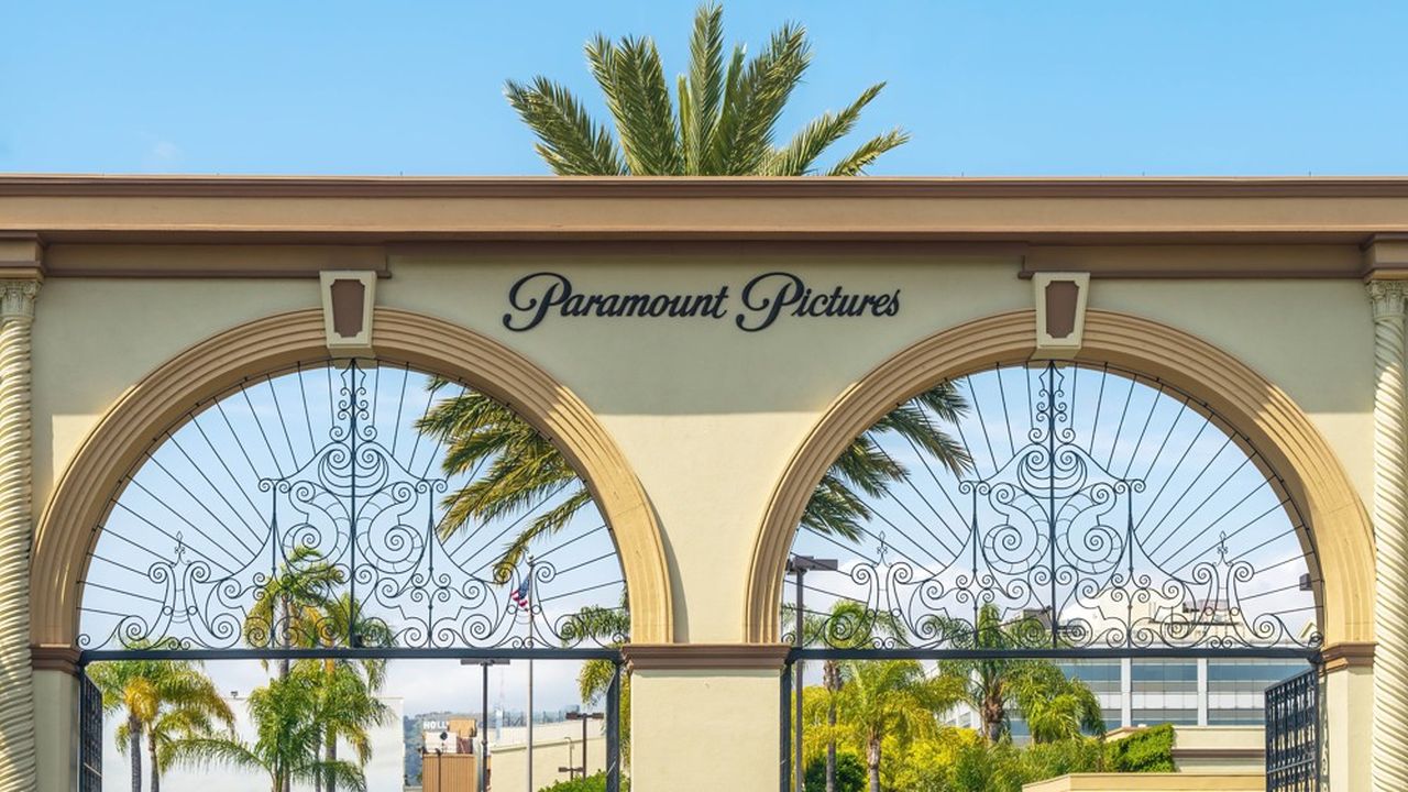 Paramount gives itself more time to decide its future