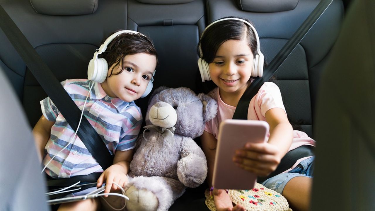 Children’s podcast listening soars on the road to the holidays