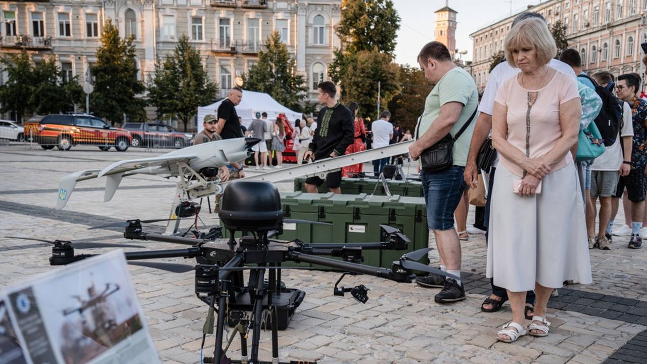 Faced with Russian offensive, Volodymyr Zelensky announces successful test of first Ukrainian ballistic missile