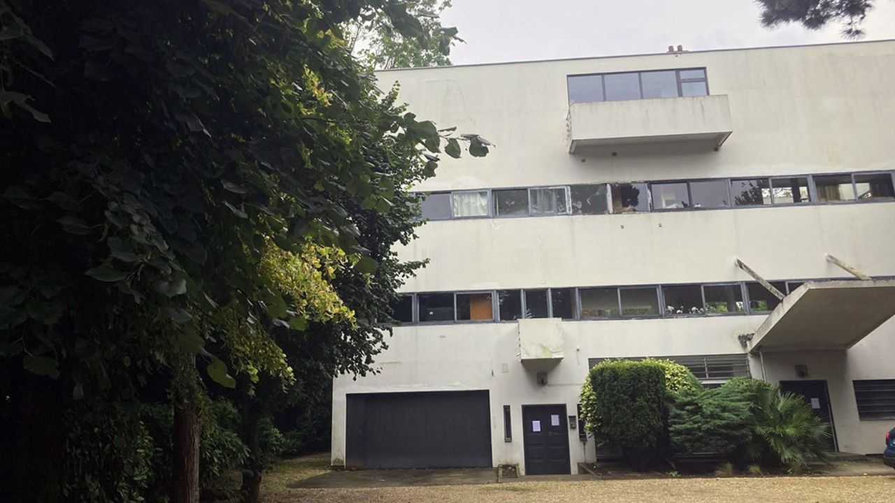 La Villa Stein-de-Monzie, à Vaucresson, est avec la Villa Savoye l'une des premières réalisations du célèbre architecte Le Corbusier