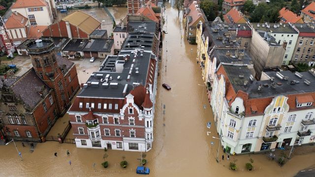 Les inondations en Europe centrale, un cas d'école du déficit d'assurance des catastrophes climatiques