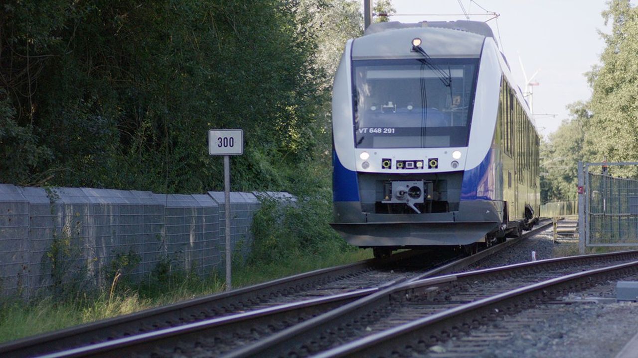 Alstom a installé une batterie de caméras, chargées de missions différentes, et de lidars, sur une ancienne rame régionale allemande, pour supprimer les tâches du conducteur.