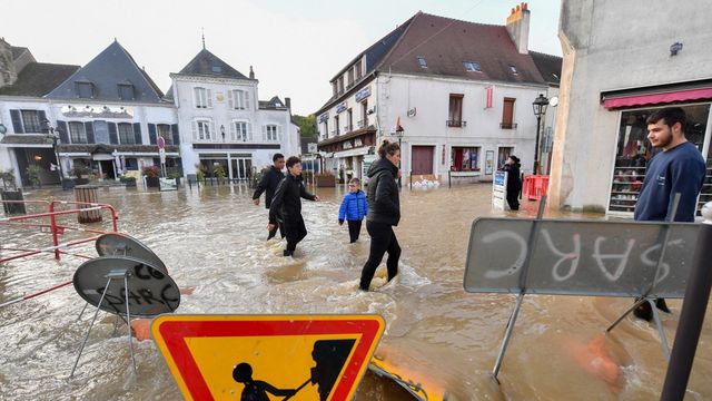 Climat : bientôt une carte de France des régions difficilement assurables